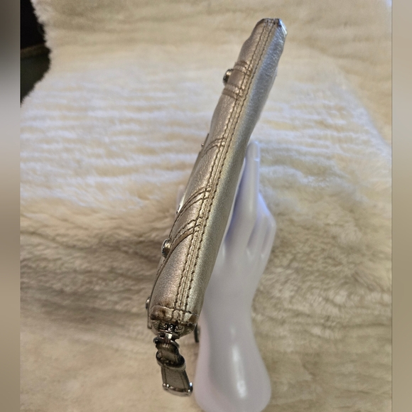 Vintage B Makowsky Accordian Wristlet - Picture 6 of 16